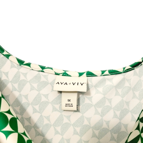 Ava & Viv Sleeveless Satin Green Geometric Dress Women's Size 1X - Picture 5 of 6